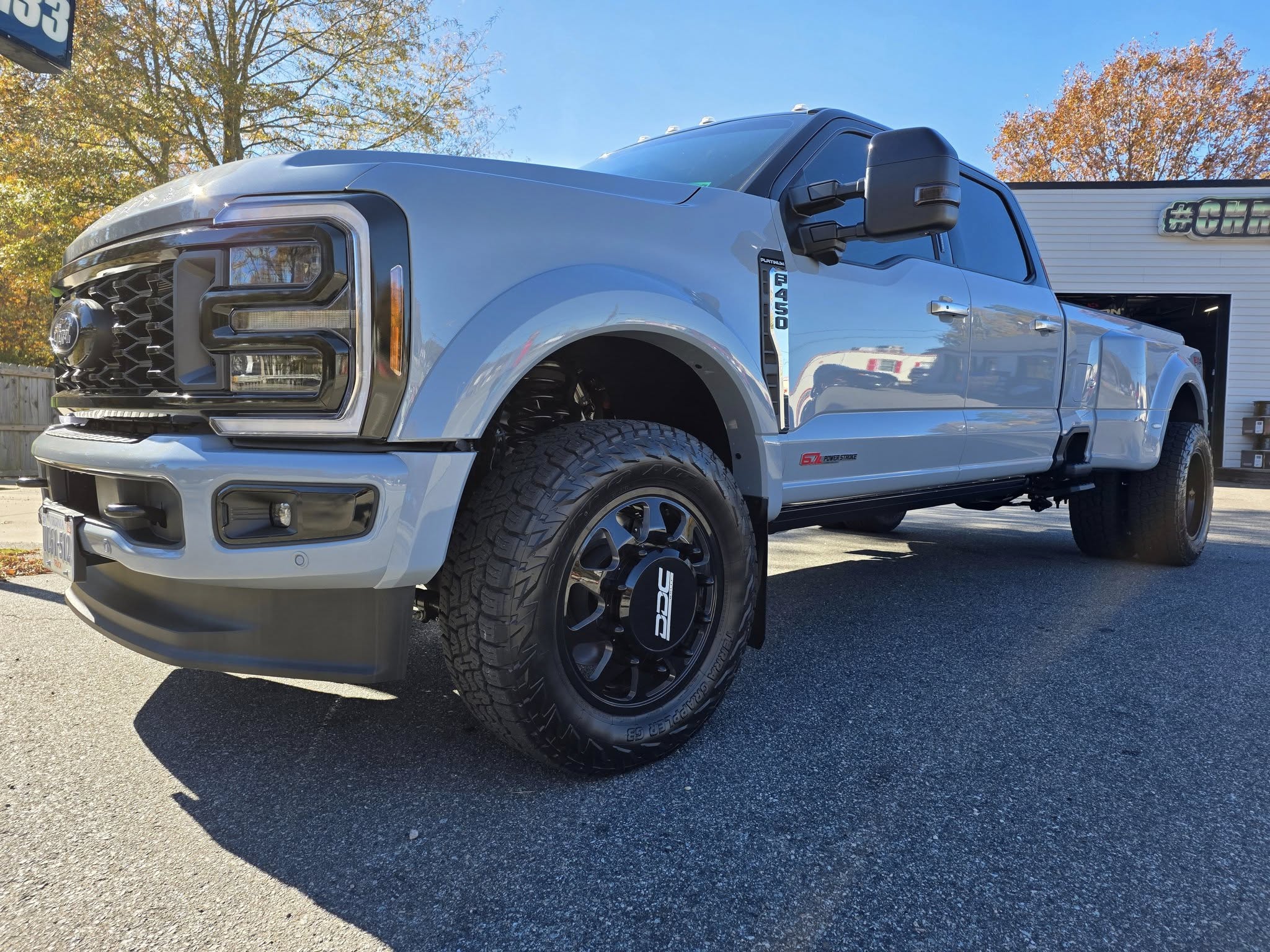 Dually truck with custom wheels